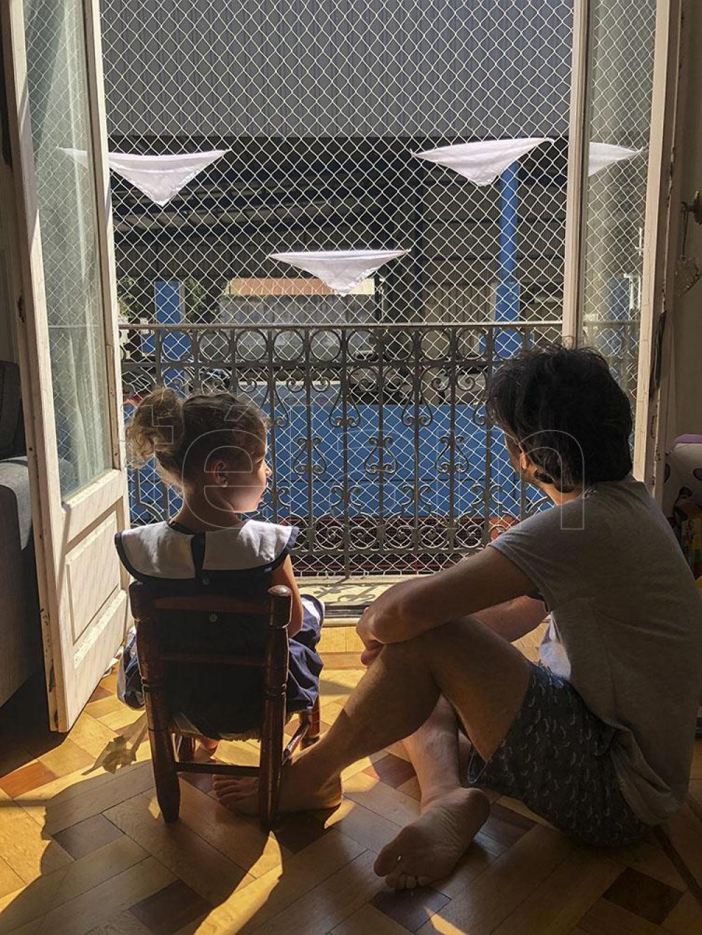 5e7a492030052_1004x1338